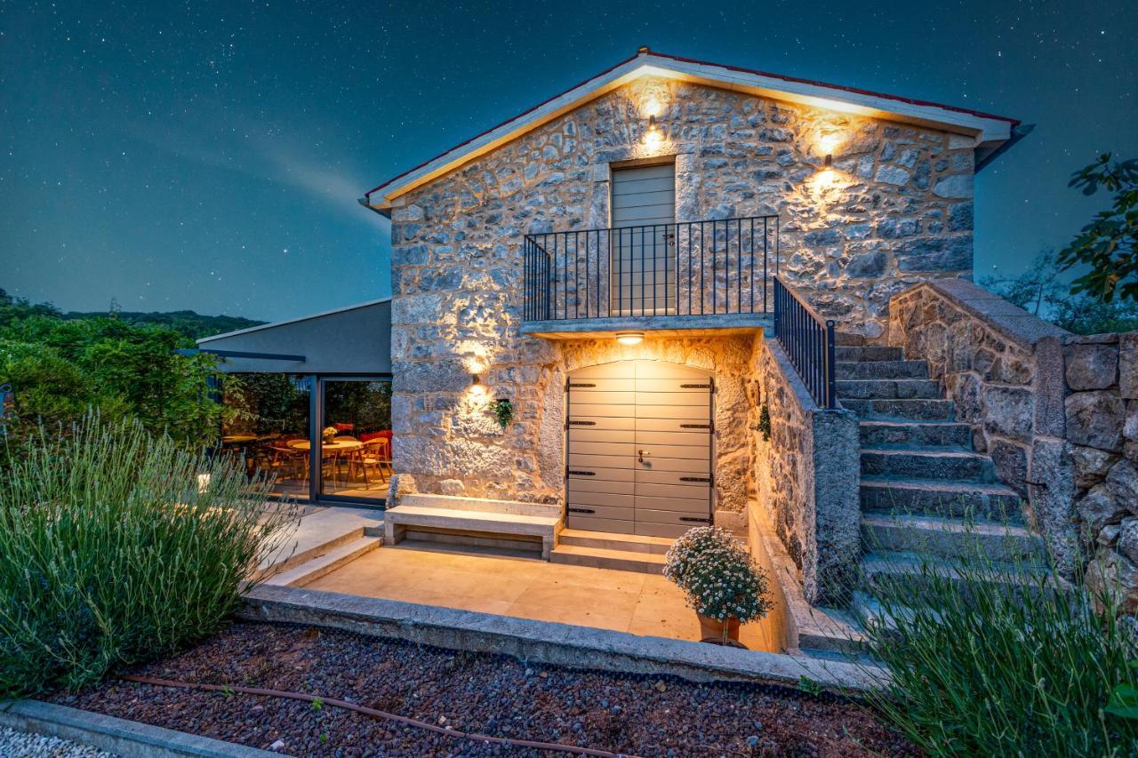 Luxury Jerini Barn Villa